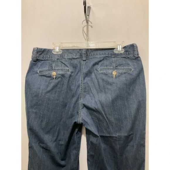 Eddie Bauer Women 12 Blue Denim Capri Pants Stretch Cropped Mid Rise WPL 9647 - Picture 3 of 7